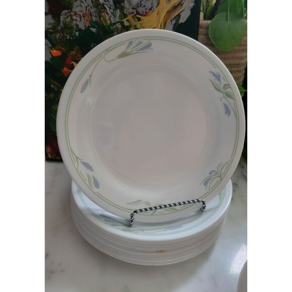 11- Corelle Blue Wreath Salad Plates, 7.25" Set Vintage Corning - Picture 1 of 8